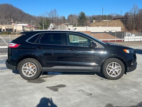 Used 2022 Ford Edge SEL w/ Convenience Package image 2