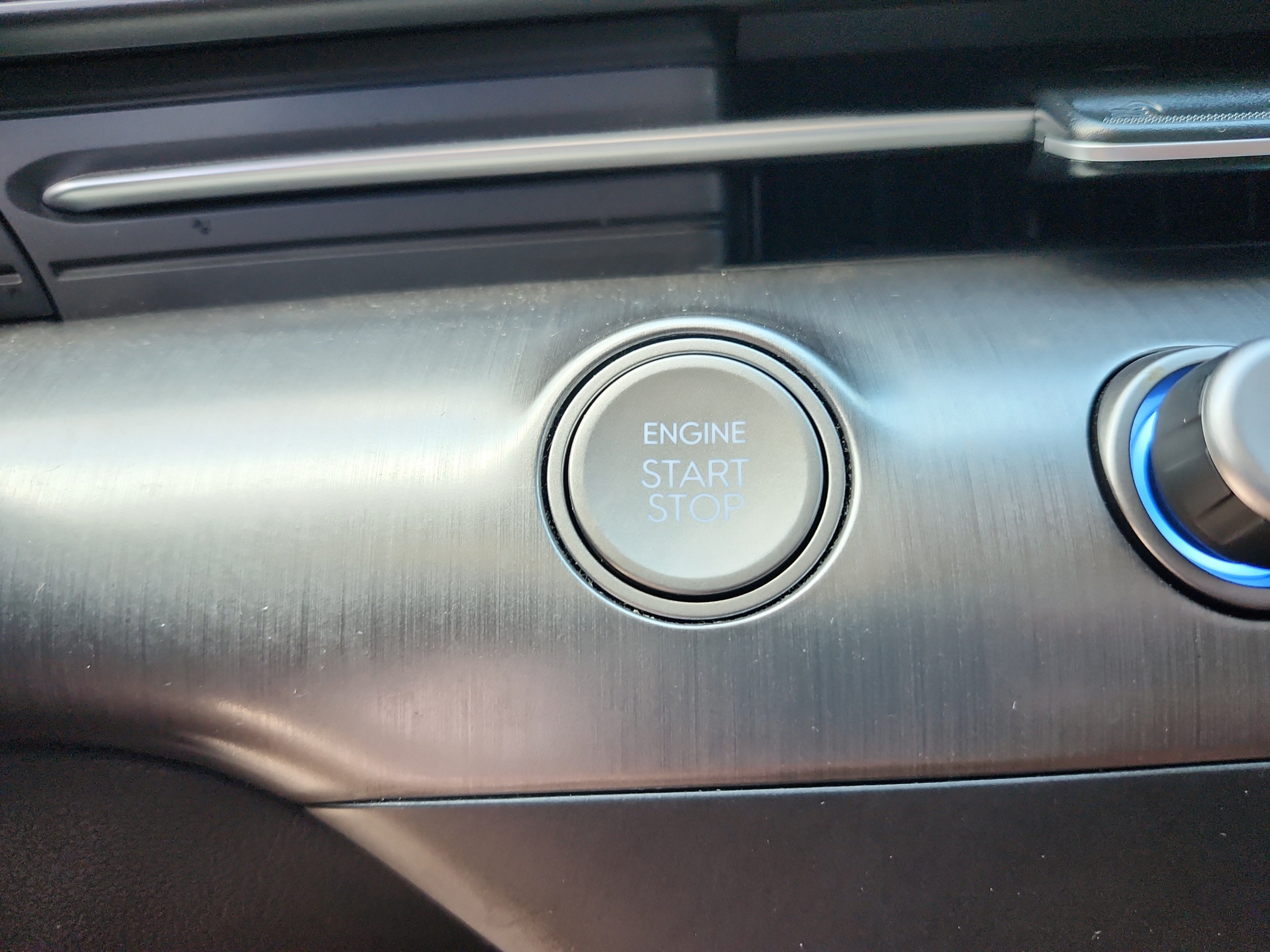 Used 2024 Hyundai Kona SEL FWD image 31