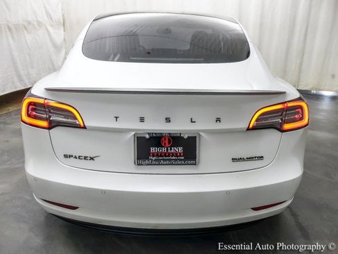 Used 2020 Tesla Model 3 Standard Range Plus image 2