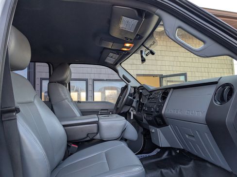 Used 2016 Ford F250 XL w/ Power Equipment Group image 19