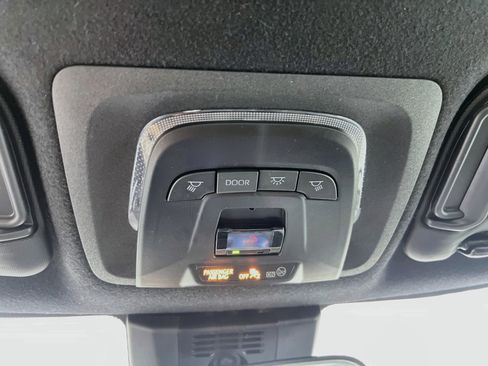 Used 2023 Toyota Corolla SE FWD image 20