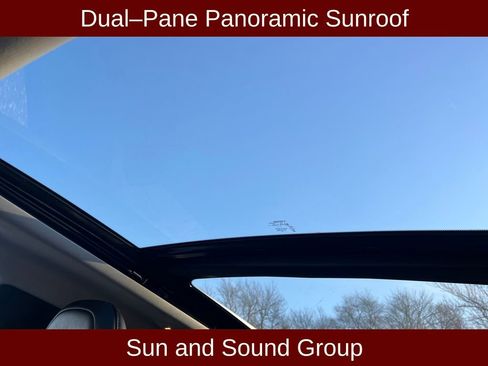 Used 2021 Jeep Cherokee Latitude Lux w/ Sun & Sound Group image 5