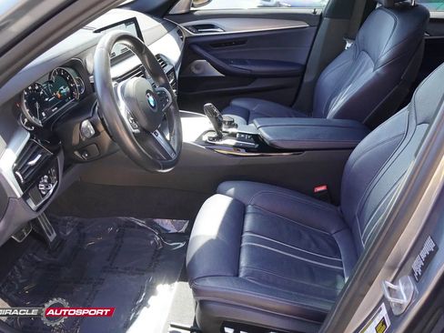 Used 2018 BMW M550i xDrive w/ Driving Assistance Package AWD/4WD image 19