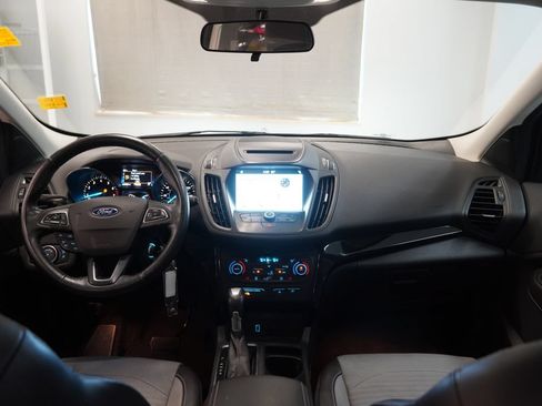 Used 2018 Ford Escape SE w/ SE Sport Appearance Package AWD/4WD image 18