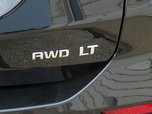 Used 2023 Chevrolet Equinox LT w/ Driver Convenience Package image 35