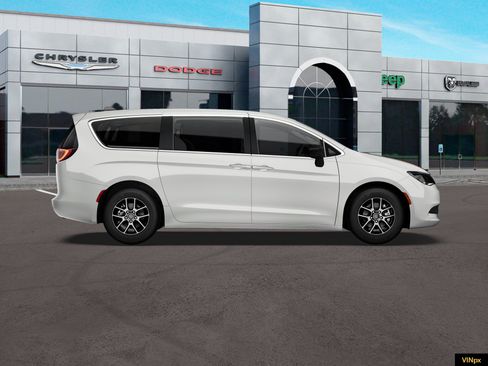 New 2027 Chrysler Pacifica LX FWD image 9