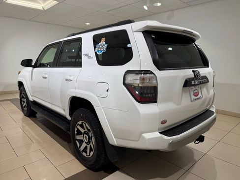 Certified 2024 Toyota 4Runner TRD Off-Road Premium image 3