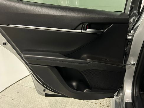 Used 2022 Toyota Camry SE AWD/4WD image 24