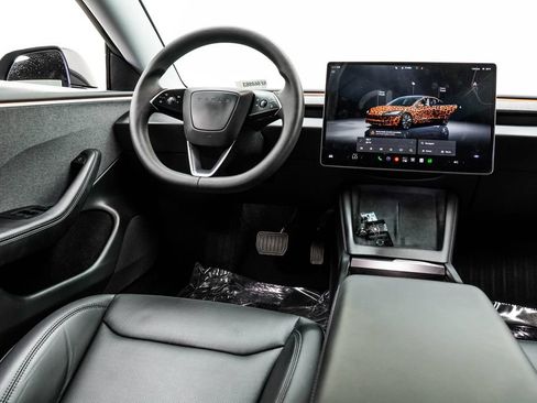 Used 2024 Tesla Model 3 Standard Range RWD image 24