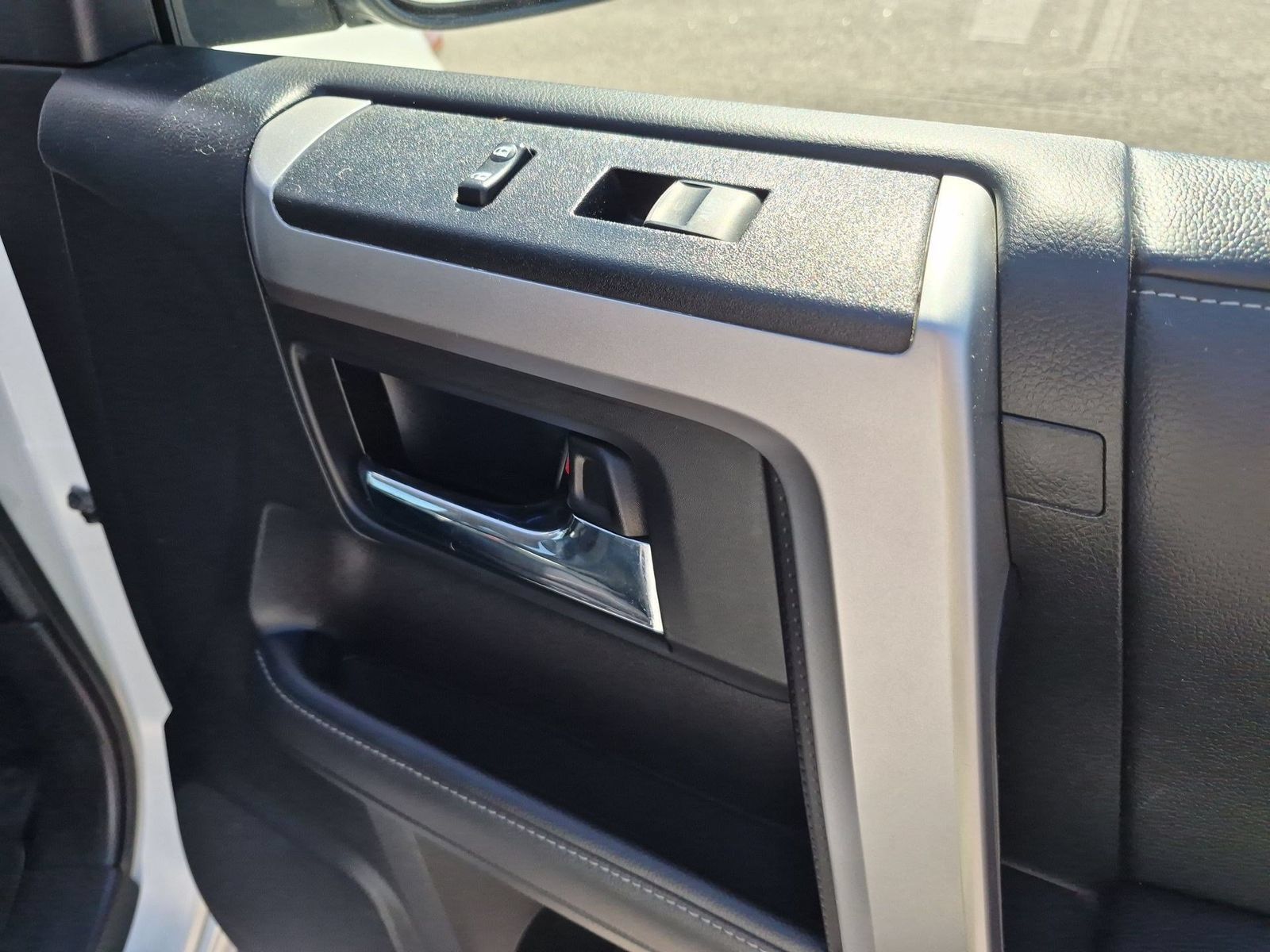 Used 2020 Toyota 4Runner Limited RWD image 29