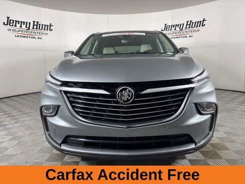 Used 2023 Buick Enclave Premium w/ Experience Buick Package image 3