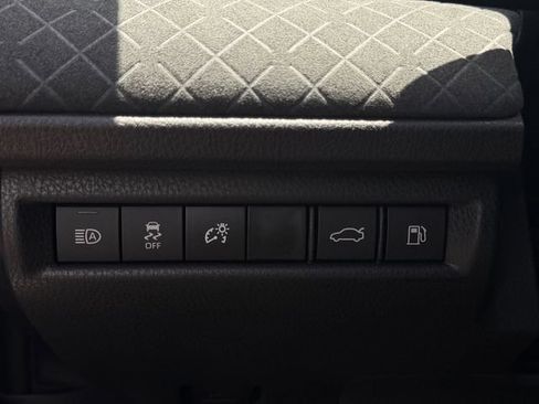 Used 2026 Toyota Camry XLE FWD image 16