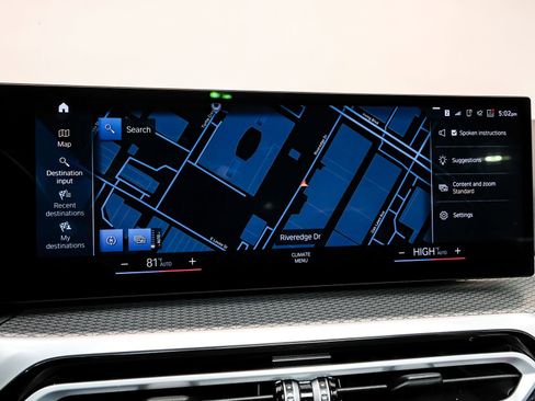 Used 2023 BMW 330i xDrive Sedan w/ M Sport Package image 26