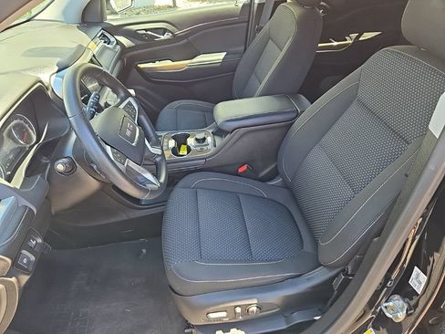 Used 2023 GMC Acadia SLE w/ Driver Convenience Package FWD image 26