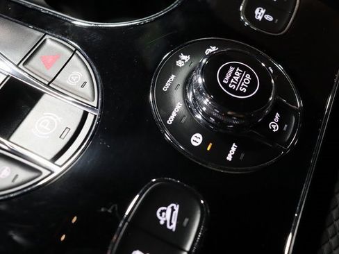 Used 2021 Bentley Bentayga Speed image 56