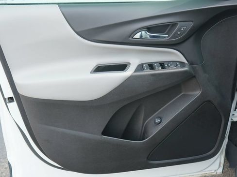 Used 2019 Chevrolet Equinox LT AWD/4WD image 11
