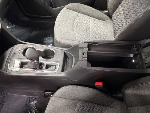 Used 2024 Chevrolet Equinox LT image 20