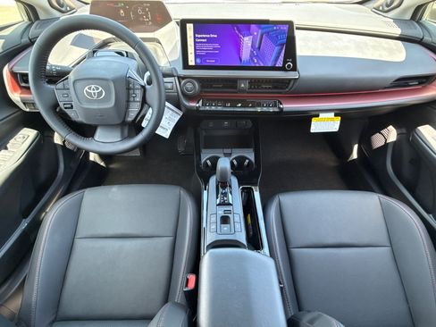 New 2026 Toyota Prius Plug-In Hybrid FWD image 19