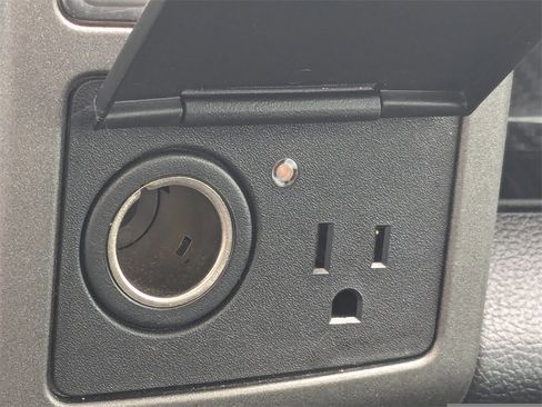 Used 2020 Ford F150 Raptor w/ Equipment Group 802A Luxury image 24