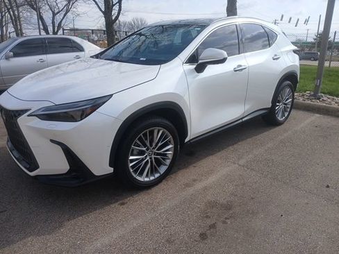 Used 2024 Lexus NX 350h AWD w/ Vision Package image 11