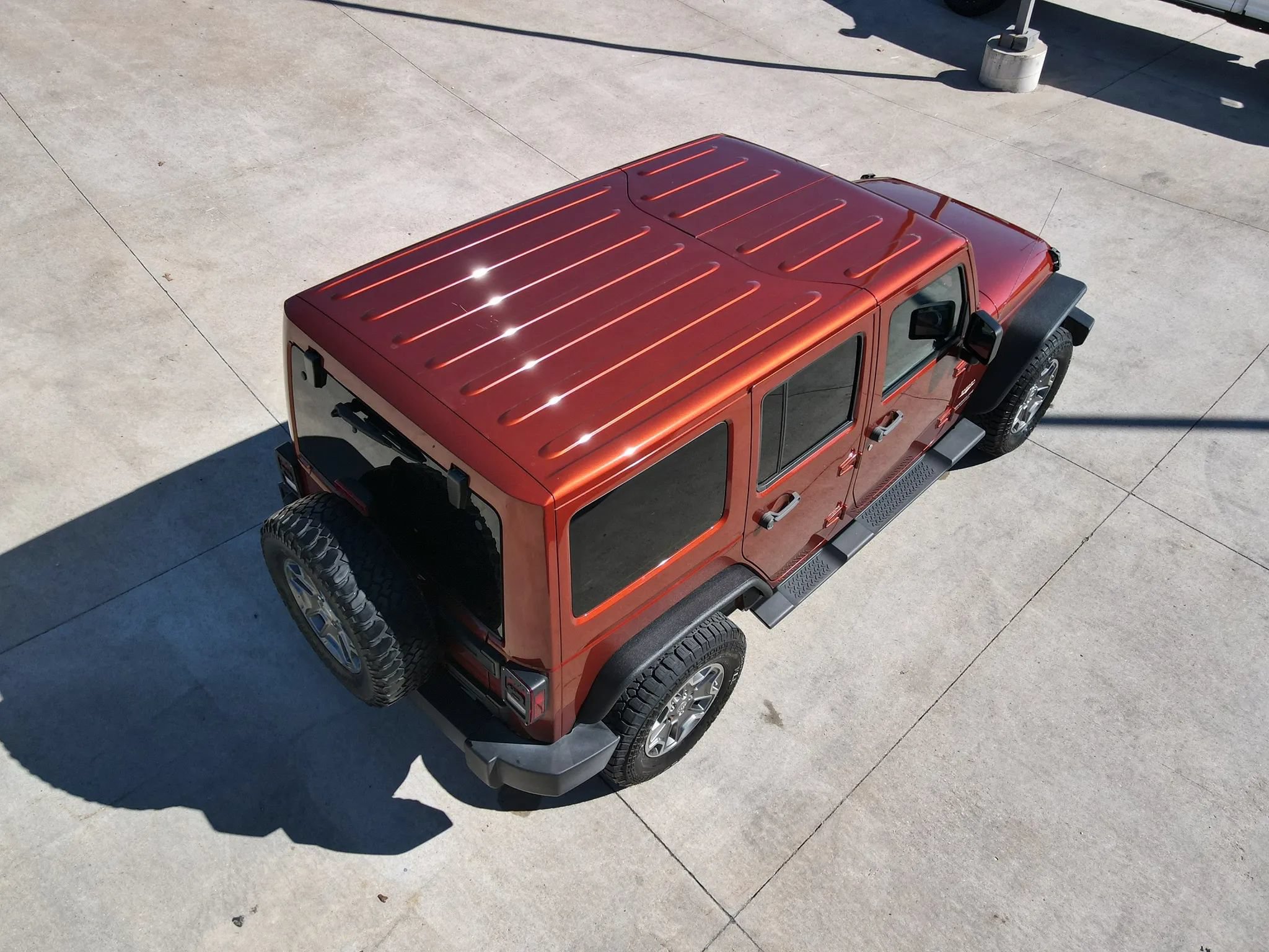 Used 2014 Jeep Wrangler Unlimited Sahara w/ Connectivity Group AWD/4WD image 54