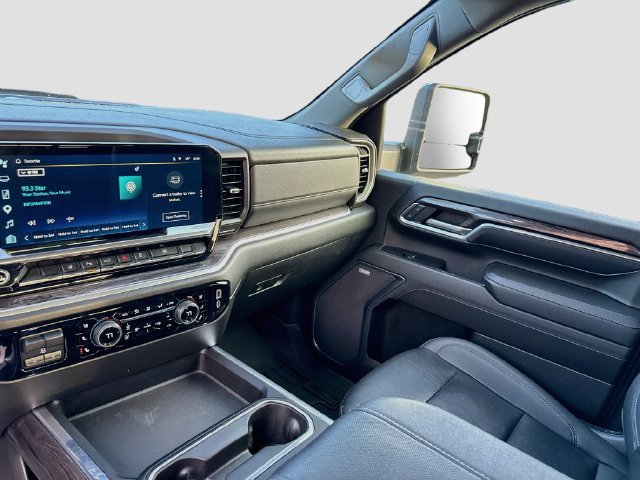 Used 2024 Chevrolet Silverado 3500 LTZ w/ LTZ Premium Package AWD/4WD image 25
