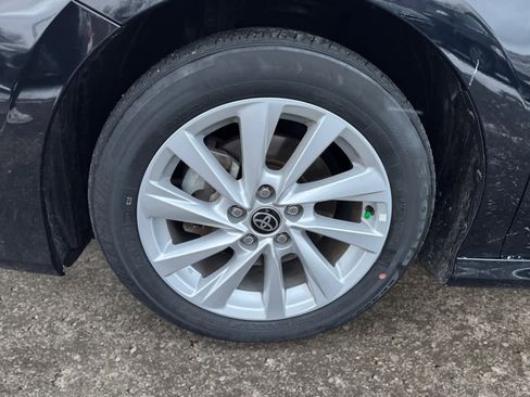 Certified 2022 Toyota Camry LE image 12