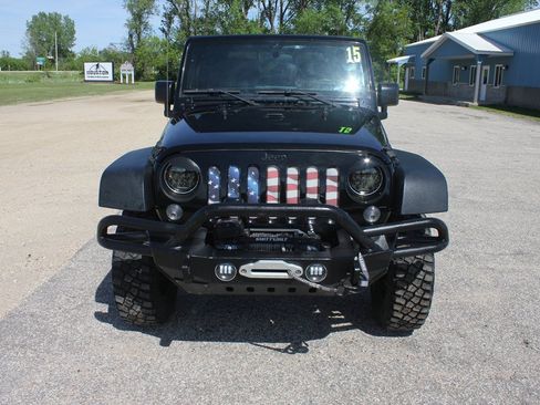 Used 2015 Jeep Wrangler Sport AWD/4WD image 2