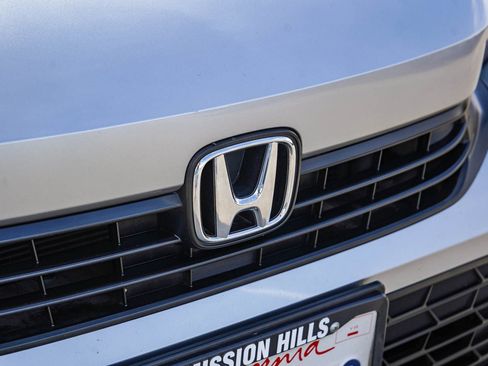 Used 2022 Honda Civic Sport image 12