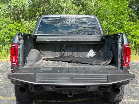 Used 2018 Ford F150 Raptor w/ Equipment Group 802A Luxury AWD/4WD image 38