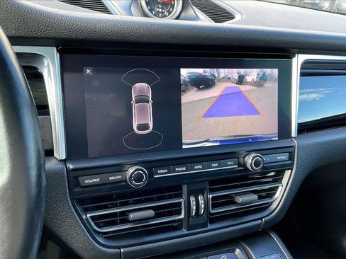 Used 2019 Porsche Macan S w/ Premium Package Plus image 14