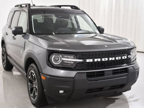 Used 2025 Ford Bronco Sport Outer Banks w/ Outer Banks Tech Package+ AWD/4WD image 4