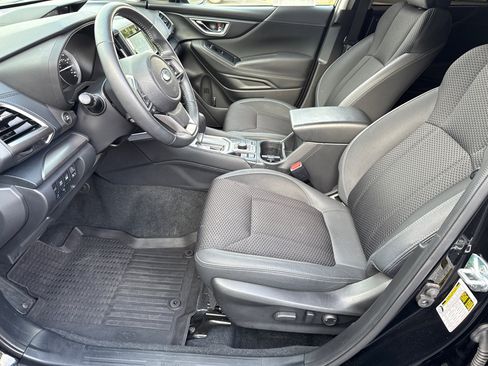 Used 2024 Subaru Forester Premium AWD/4WD image 26