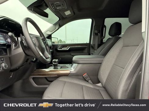 Used 2025 Chevrolet Silverado 1500 RST w/ Convenience Package II RWD image 31