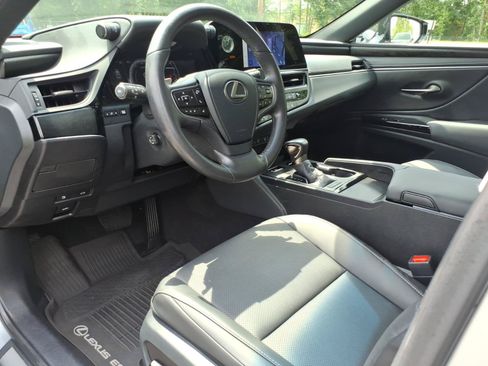 Used 2024 Lexus ES 350 w/ Premium Package FWD image 13