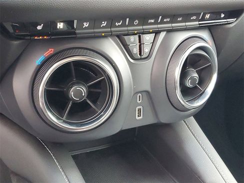 Used 2025 Chevrolet Blazer LT image 20