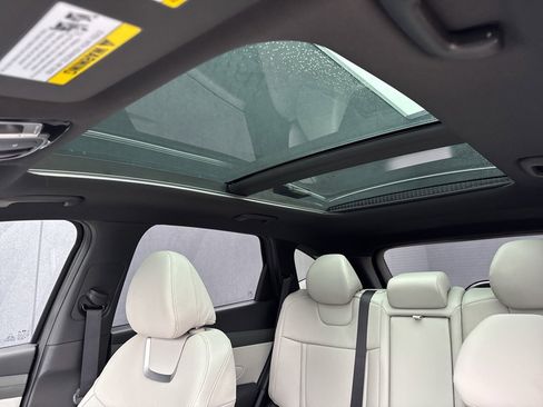 New 2026 Hyundai Tucson Limited image 16