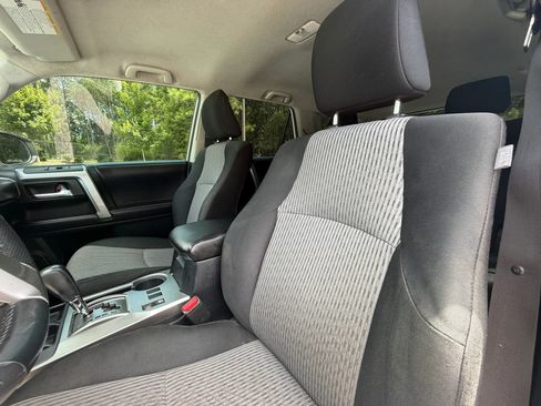 Used 2016 Toyota 4Runner SR5 RWD image 14