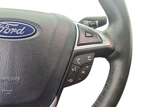 Used 2018 Ford Fusion SE w/ Fusion SE Technology Package image 33