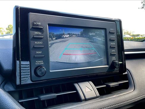 Used 2019 Toyota RAV4 XLE image 25