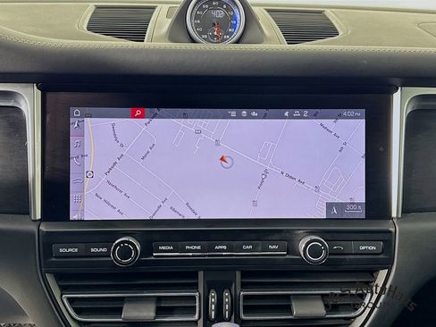 Used 2021 Porsche Macan GTS image 18