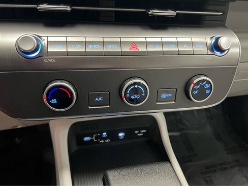 New 2026 Hyundai Kona SE image 29