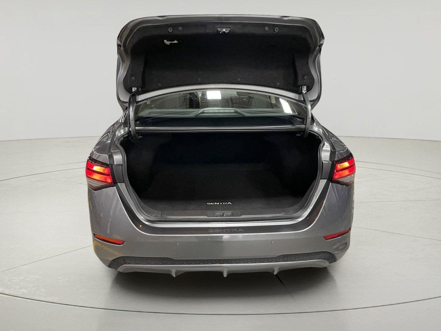 Used 2025 Nissan Sentra SV w/ All-Weather Package FWD image 10