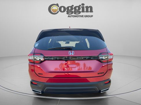 New 2025 Honda Pilot Sport image 4