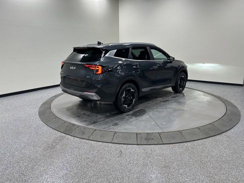 New 2026 Kia Sportage EX image 6