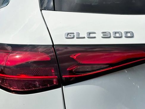 New 2026 Mercedes-Benz GLC 300 4MATIC image 12