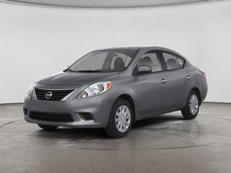 Used 2013 Nissan Versa SV FWD video 1