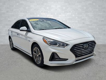 Used 2019 Hyundai Sonata Limited w/ Ultimate Package 02