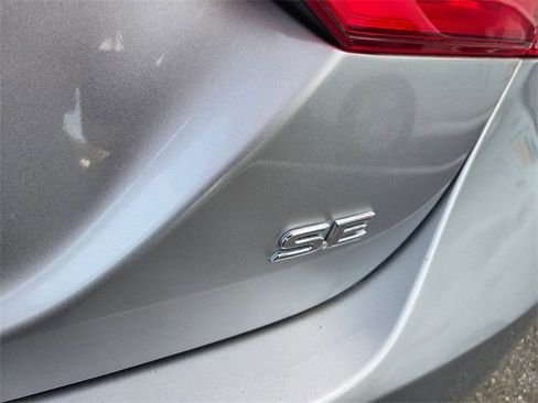 Used 2022 Toyota Camry SE image 14