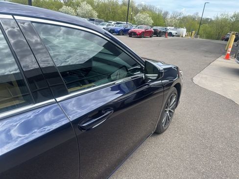 Used 2025 Lexus ES 350 w/ Premium Package FWD image 18
